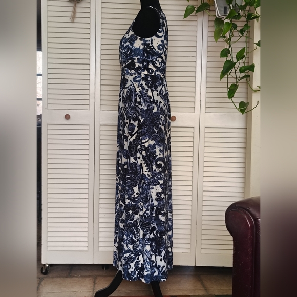 Chaps Navy & White Floral Maxi Dress Size M – Like New - Picture 2 of 15